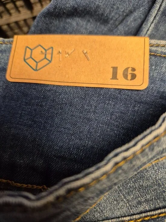 Women's High-Waisted Distressed Skinny Jeans Size 16 by Blue Turtle - Picture 12 of 12